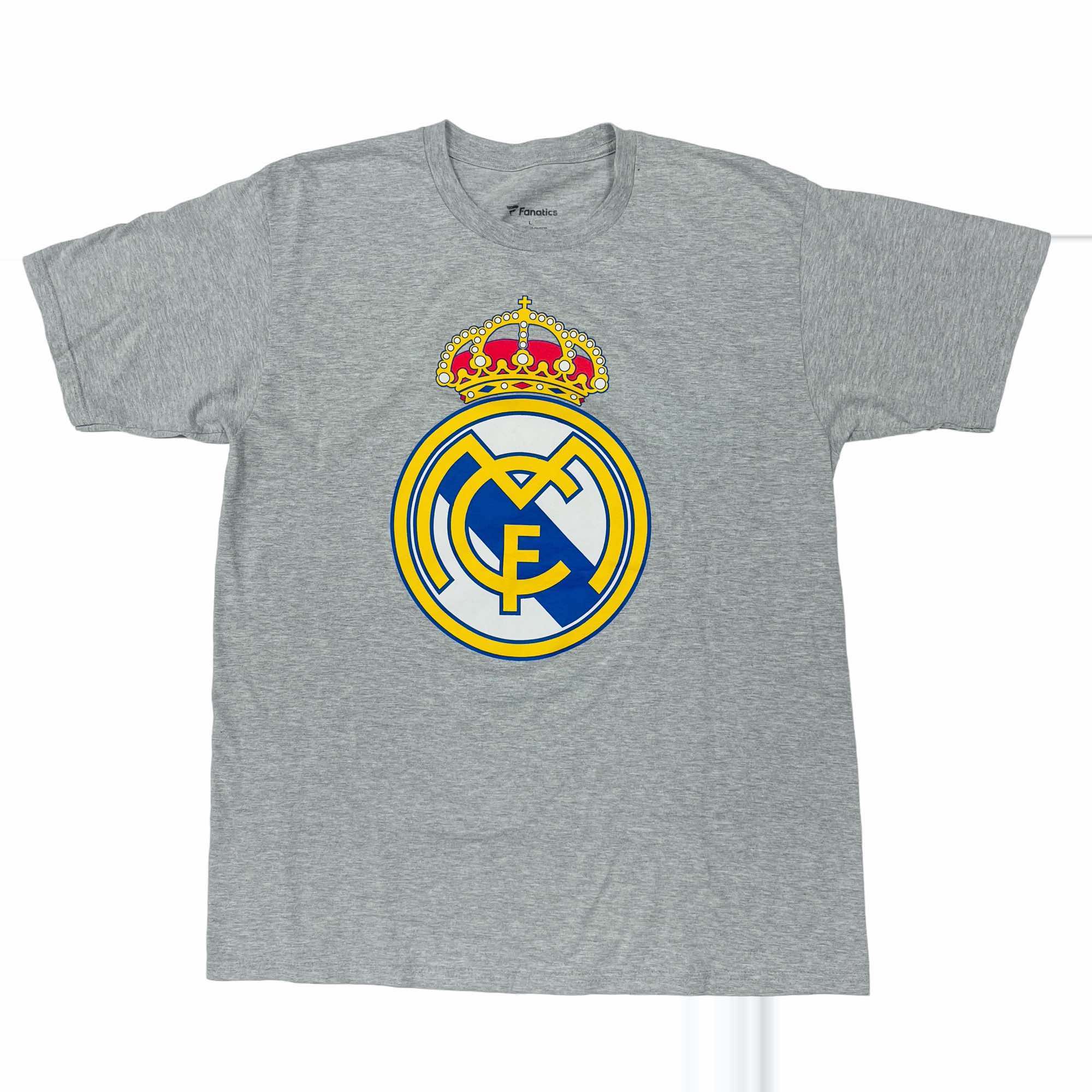 Real Madrid T-Shirt - Large